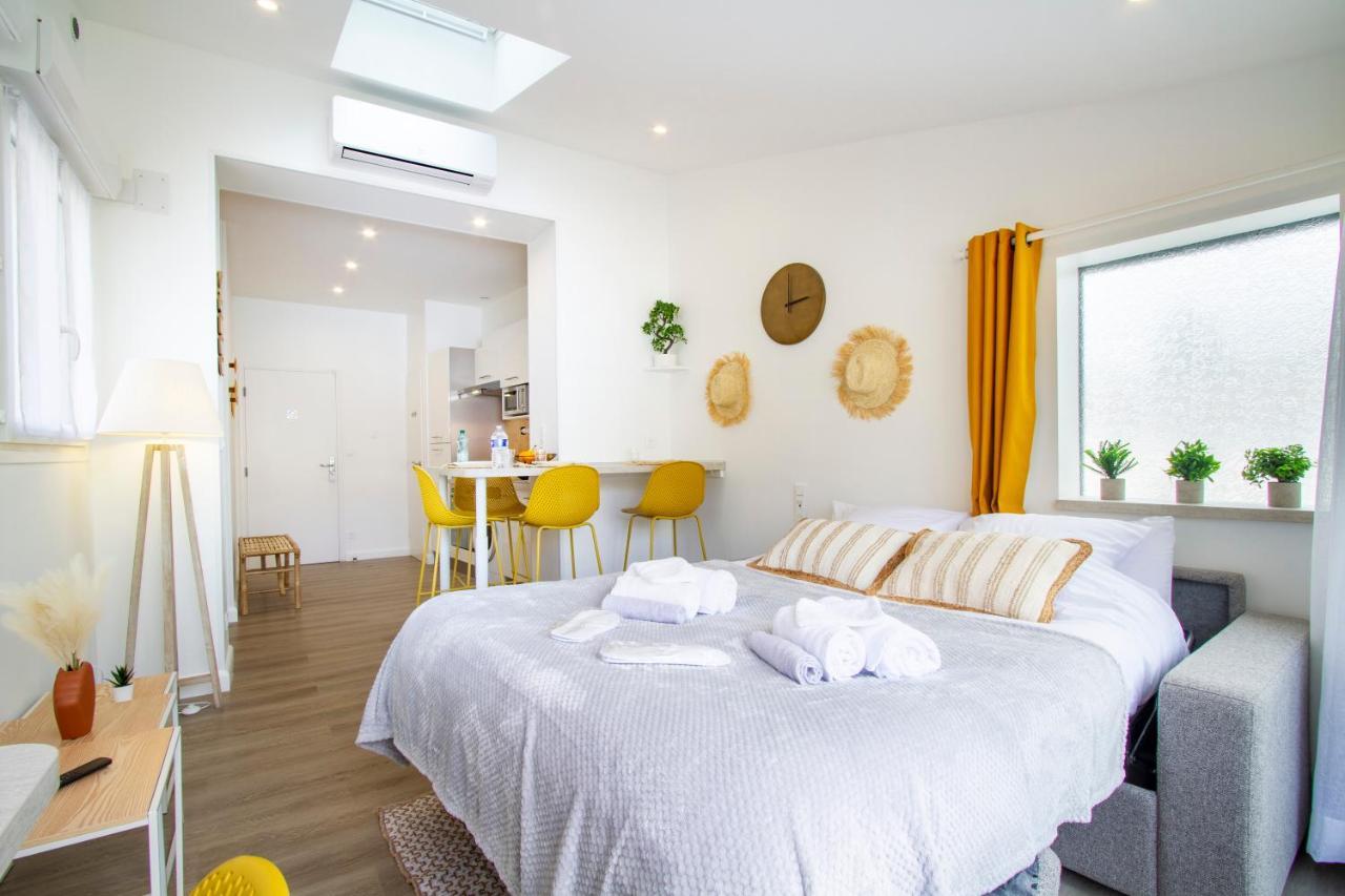 Soleil D'Ete - Netflix & Wifi - Balcon - Climatisation - Parking Gratuit - Check-In 24H24 - Emplacement Velos - Goodmarning ชาลงส์-อ็อง-ชองปาญ ภายนอก รูปภาพ