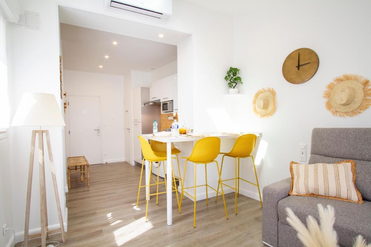 Soleil D'Ete - Netflix & Wifi - Balcon - Climatisation - Parking Gratuit - Check-In 24H24 - Emplacement Velos - Goodmarning ชาลงส์-อ็อง-ชองปาญ ภายนอก รูปภาพ